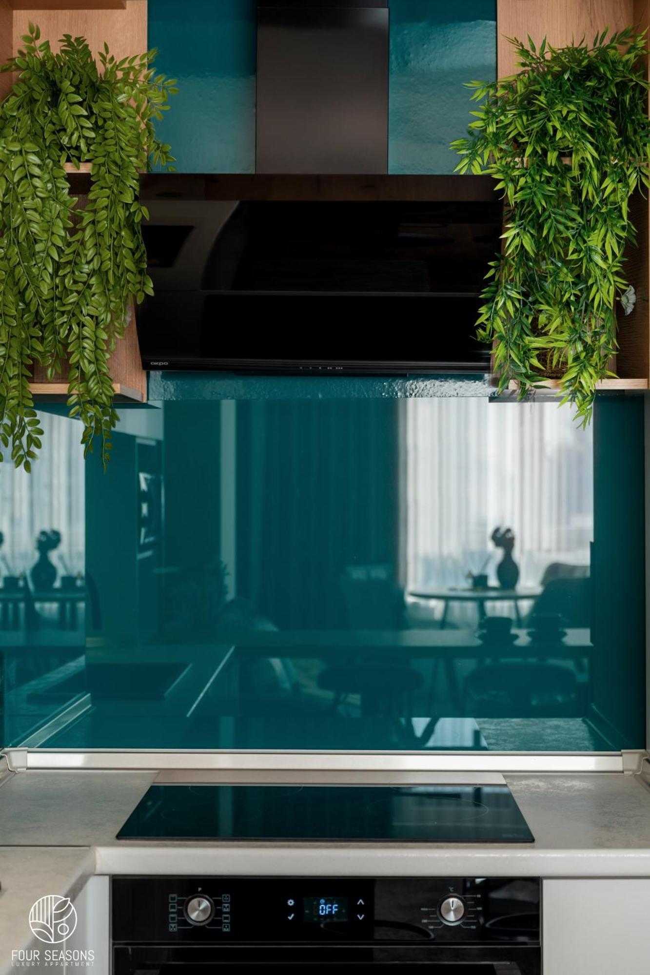Four Seasons Luxury *